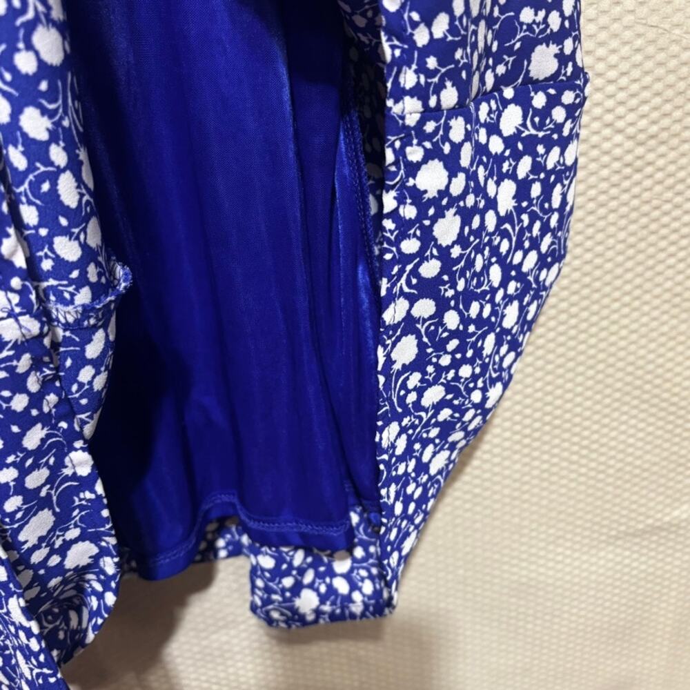 Sienna Sky Blue White Floral Wrap Mini Dress Medium Short Sleeve Button Waist - Picture 6 of 11